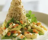 Gemischtes Frühlingsgemüse mit Nussreis