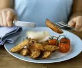 Knusprige Kartoffelspalten