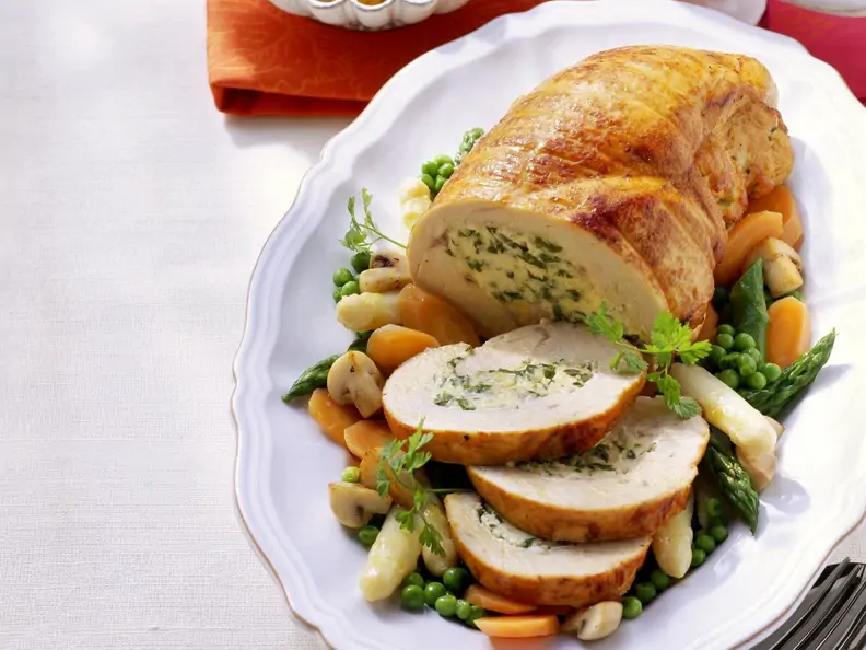 Putenbraten mit Frischkäse gefüllt