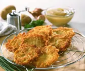 Kartoffelpuffer mit Apfelmus