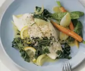 Zander mit gemischtem Gemüse und Safranbutter