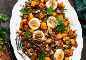 Kürbis-Linsen-Salat mit Ziegenkäse