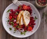 Hähnchenbrust mit Rote-Bete-Salat