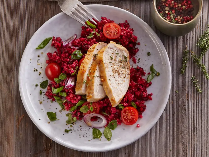 Hähnchenbrust mit Rote-Bete-Salat