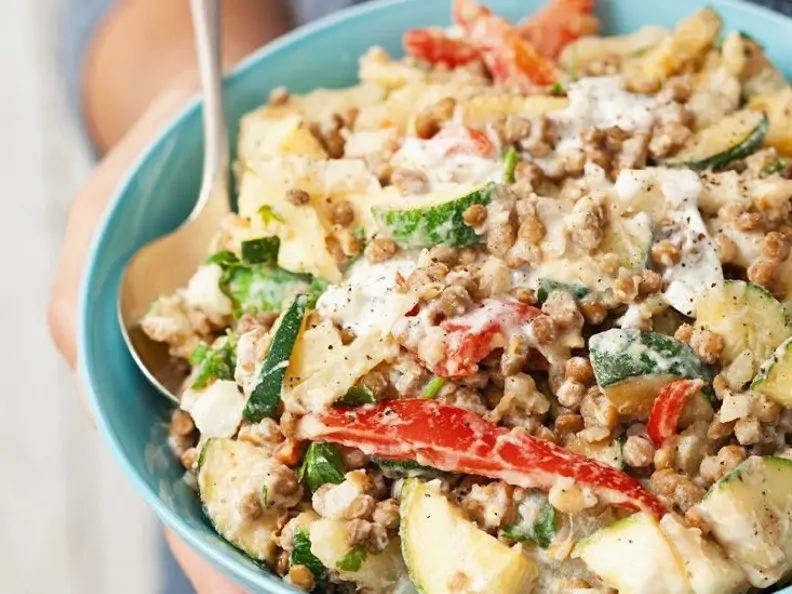 Kartoffel-Linsen-Salat mit Zucchini