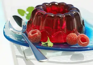 Himbeer-Wackelpudding