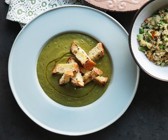 Deftige Gemüsesuppe mit Crostini
