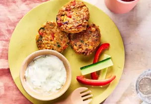 Kichererbsen-Gemüse-Fritter mit Dip