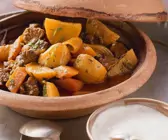 Tajine mit Lamm und Topinambur-Gemüse