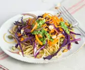 Gemüsenudeln mit Petersilien-Pesto
