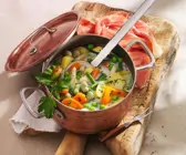 Gemüseeintopf mit Milch