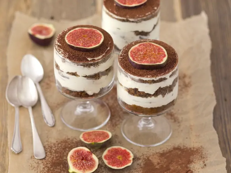 Weihnachts-Tiramisu mit Feige