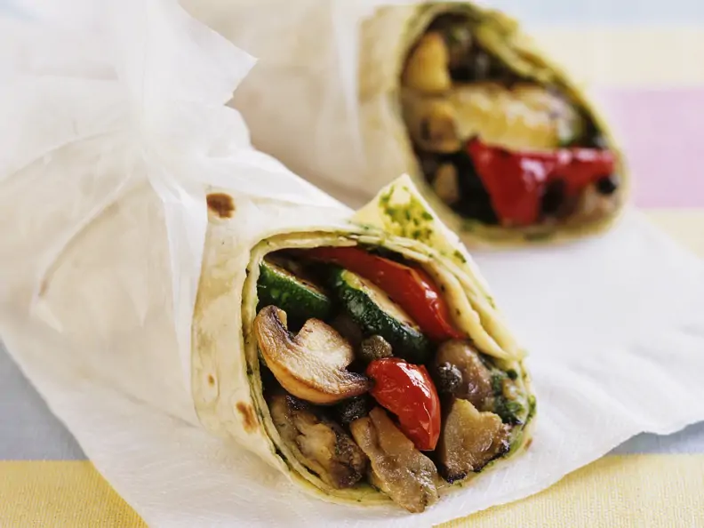 Mediterraner Gemüse-Wrap