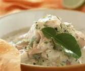 Grünes Kokoscurry mit Fisch
