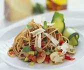 Spaghetti mit Gemüsesauce