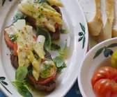 Steaks mit Spargelhaube