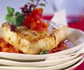 Thunfisch mit Tomaten-Paprika-Salsa