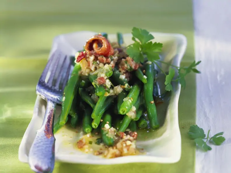 Grüner Bohnensalat mit Anchovis
