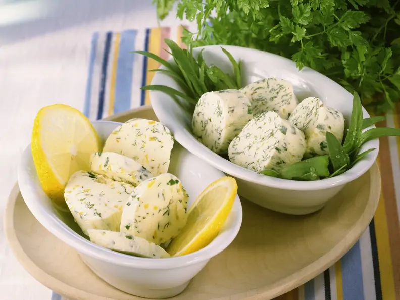 Kräuterbutter und Gremolata-Butter