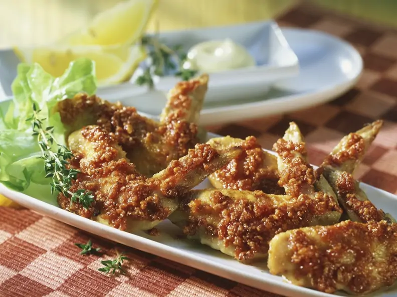 Chicken Wings mit Cornflakes paniert