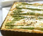 Spargelquiche mit Ricotta