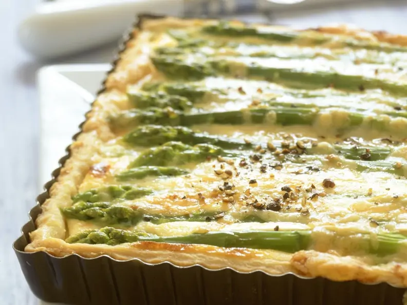 Spargelquiche mit Ricotta