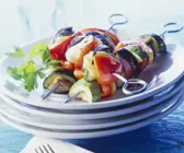 Bunte Gemüsespieße