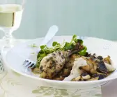 Hähnchenschenkel mit Pilzsoße