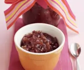 Relish mit roten Zwiebeln und Balsamico