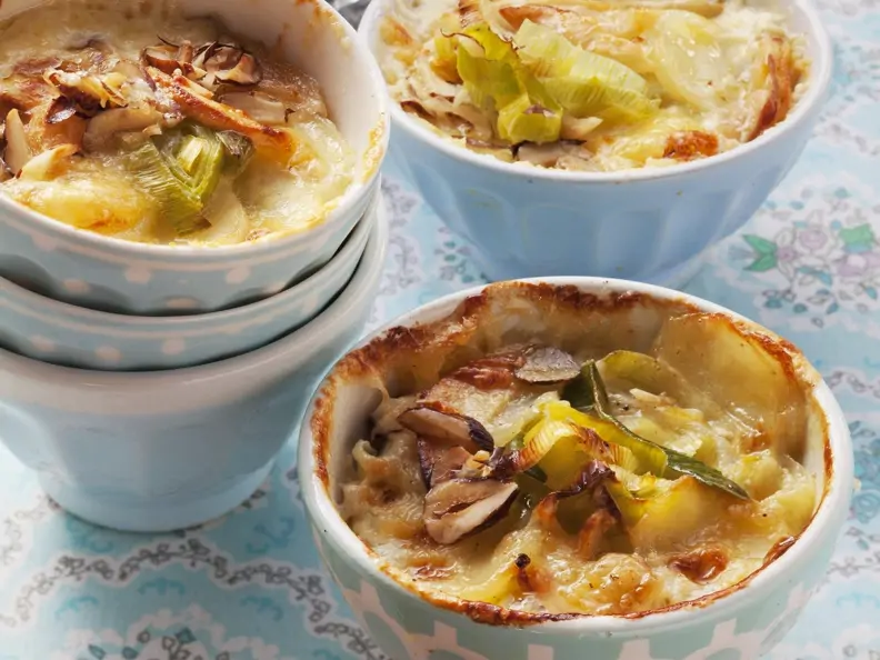 Lauch-Kartoffel-Gratin mit Nüssen