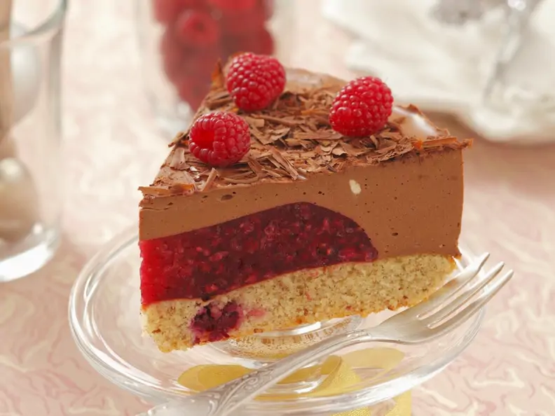 Schokoladen-Himbeer-Torte