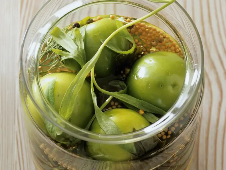 Eingemachte grüne Tomaten