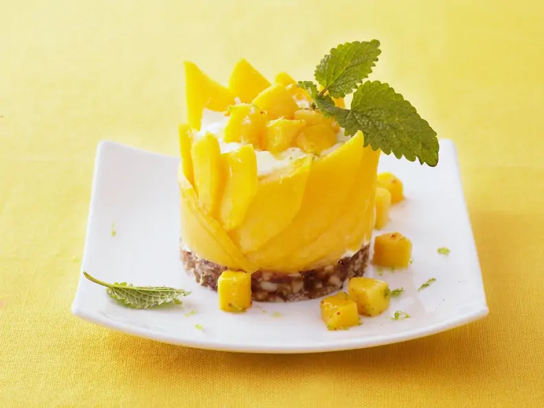 Quarktörtchen mit Mango und Dattel