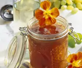 Traubengelee im Glas