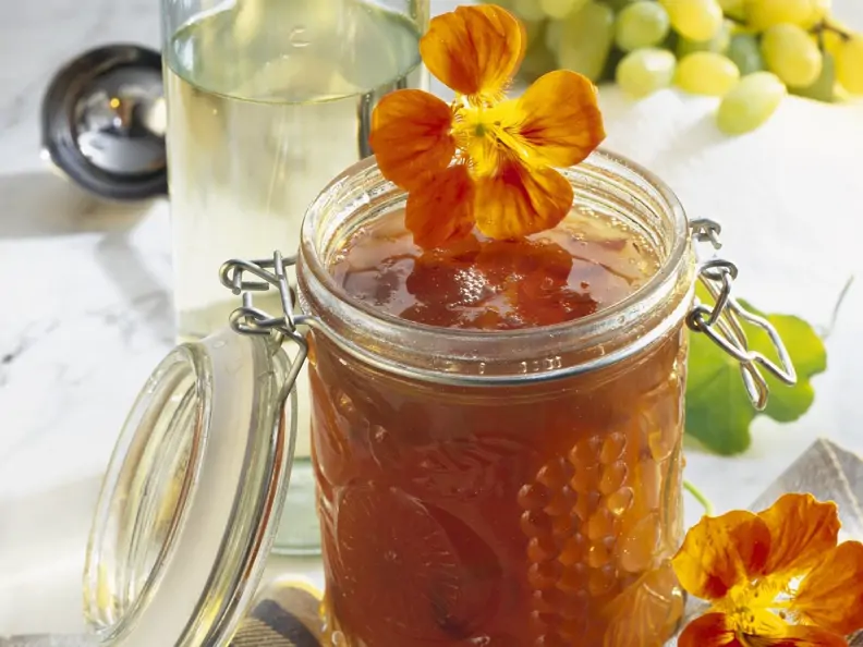 Traubengelee im Glas