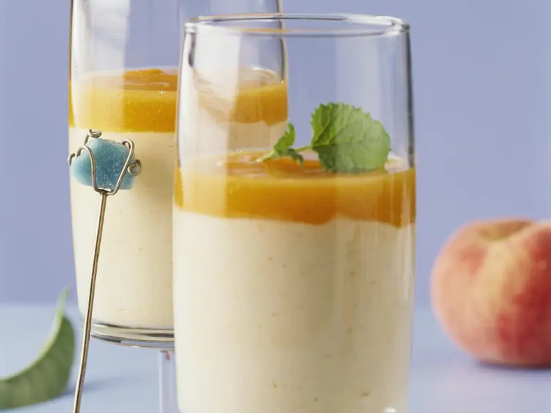 Vanillejoghurt mit Pfirsichmus