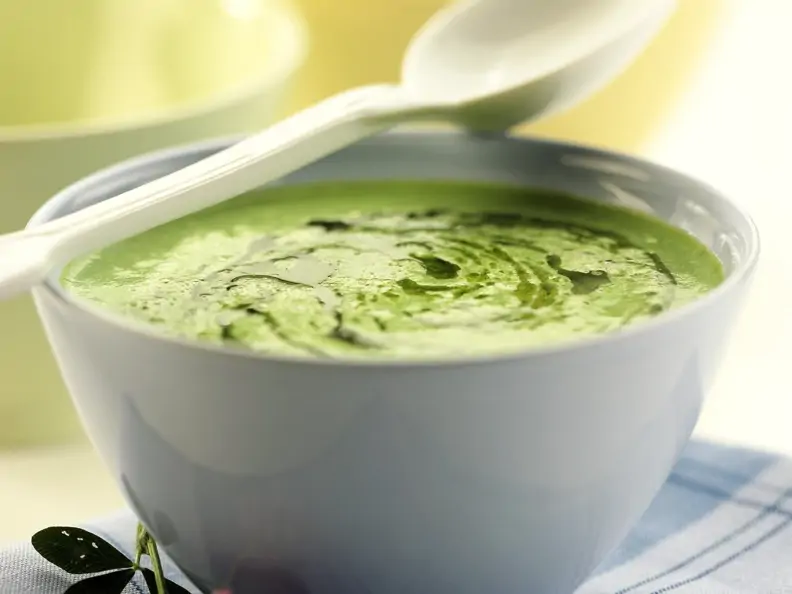 Erbsensuppe mit Ingwer