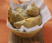 Teigtaschen mit Thunfischfüllung