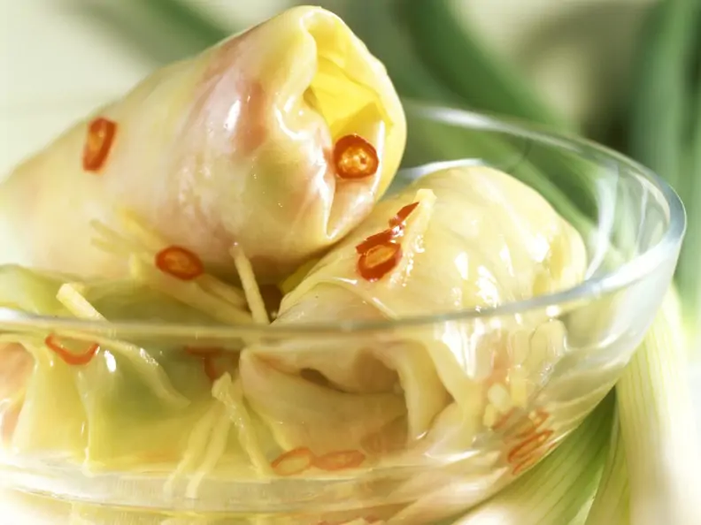 Kohlröllchen auf chinesische Art mit Ingwer und Chili