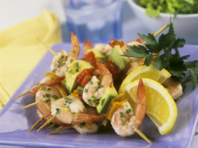 Shrimps-Avocado-Spieße