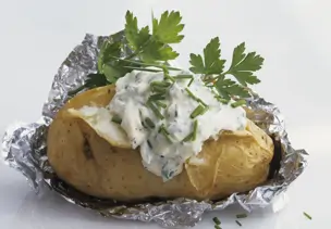Folienkartoffel mit Kräuterquark