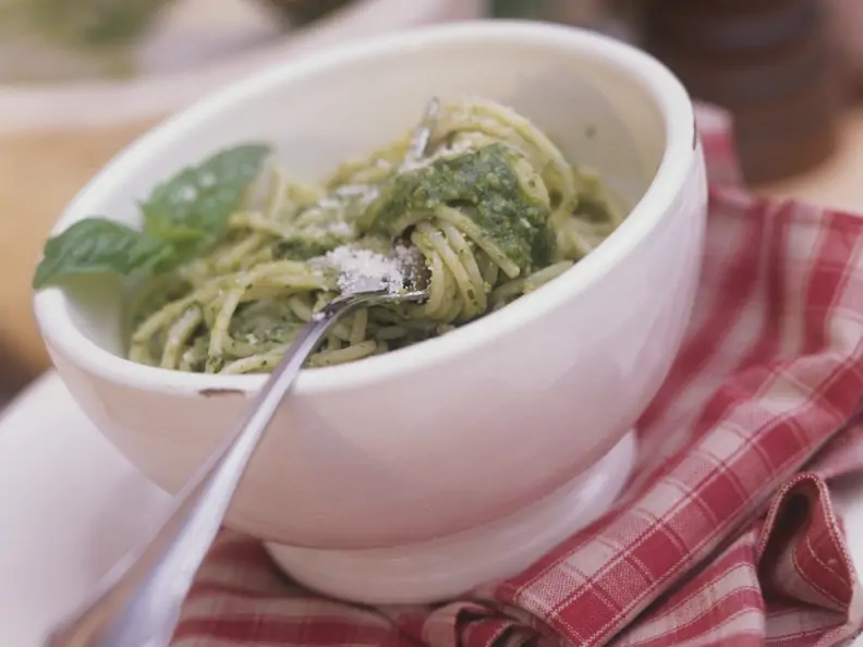 Spaghetti mit Pesto