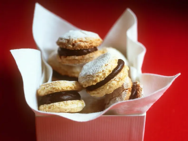 Haselnussplätzchen mit Schokocreme
