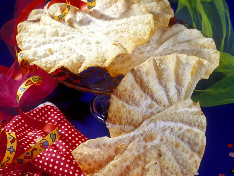 Schweizer Faschingsgebäck (Fasnachtschüechli)