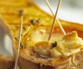Käsefondue im Kürbis