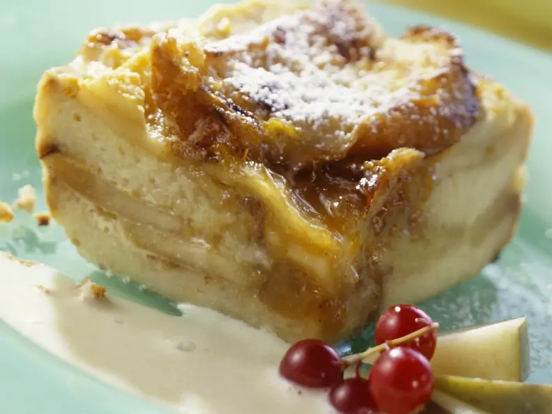 Süßer Brotauflauf (Scheiterhaufen)