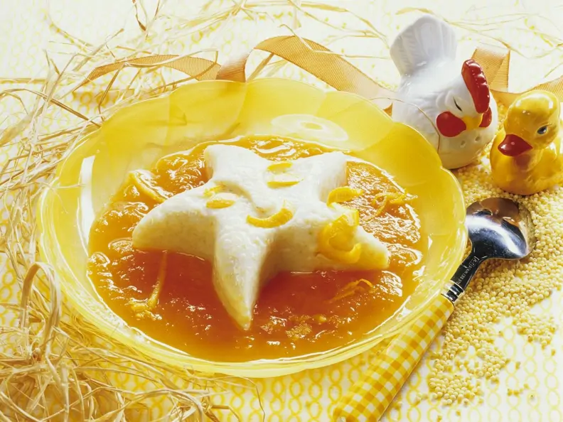 Hirsepudding mit Fruchtsoße