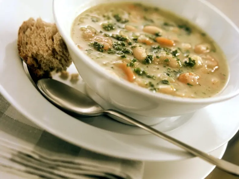 Bohnensuppe mit Kartoffel