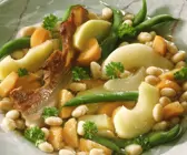 Bohneneintopf mit Speck und Birne