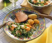 Kassler mit buntem Gemüse und Kartoffeln